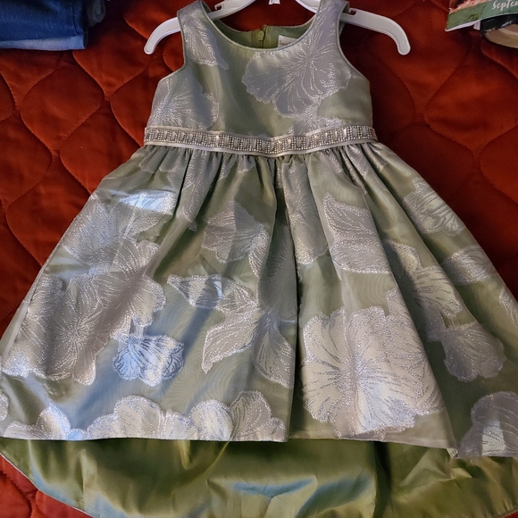 Toddler dress - Picture 2 of 3